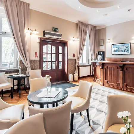 Jantar & By Zdrojowa Hotel 3*