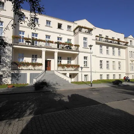 Jantar & By Zdrojowa 3*