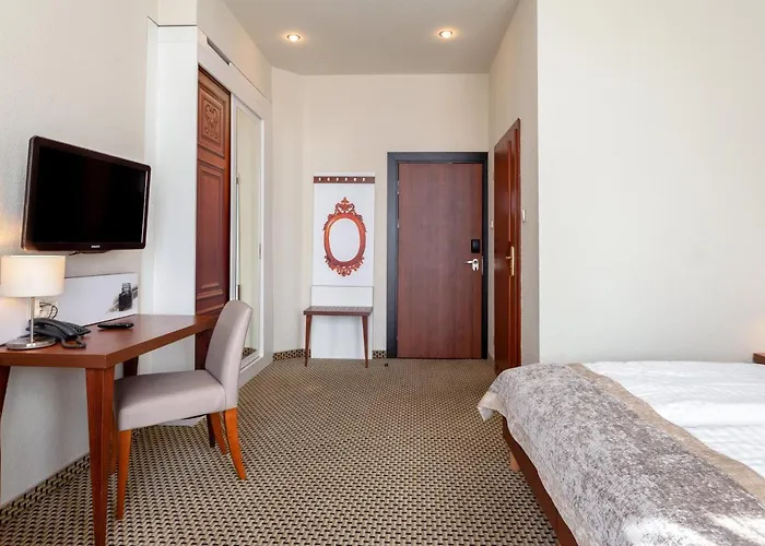 Jantar & By Zdrojowa Hotel 3*